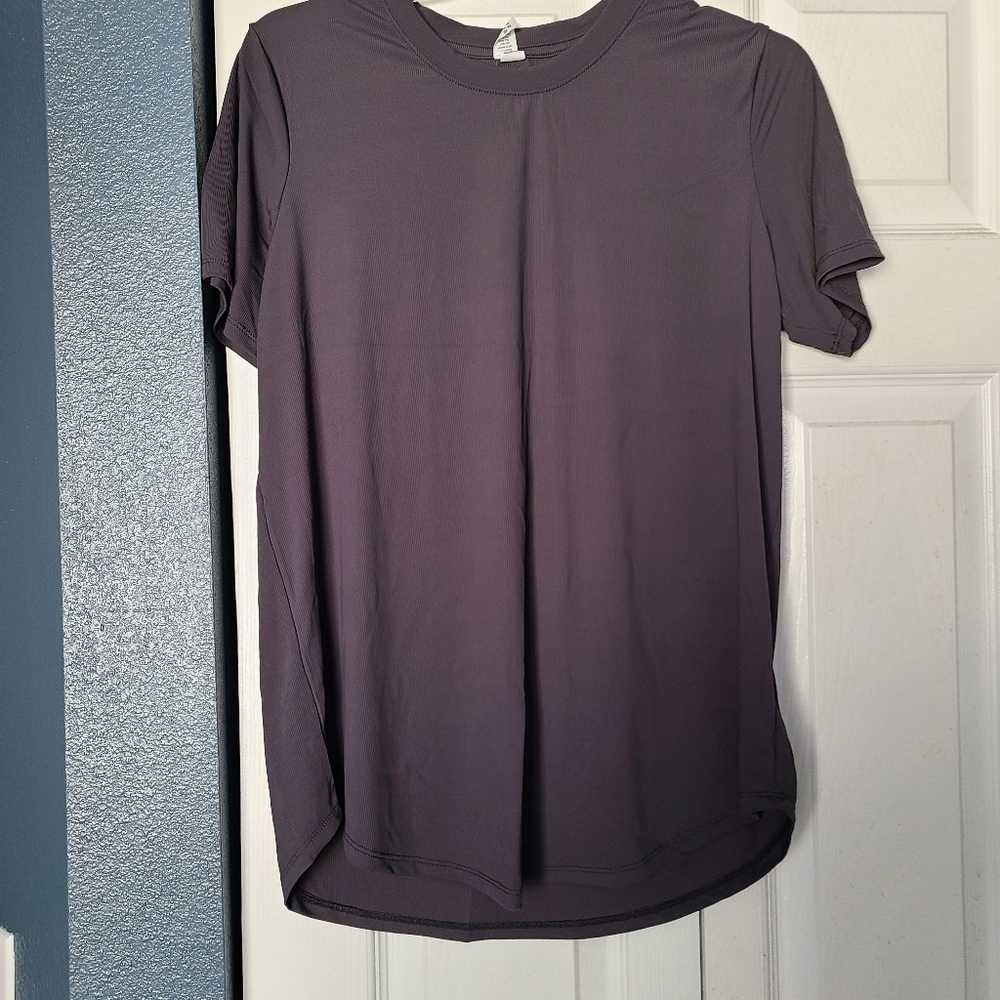 Zyia Gray primo tee size large GUC